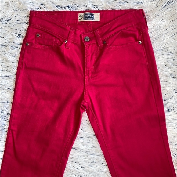 Levi Signature Series Stretch Pink Jeans Misses 4 - Picture 4 of 12